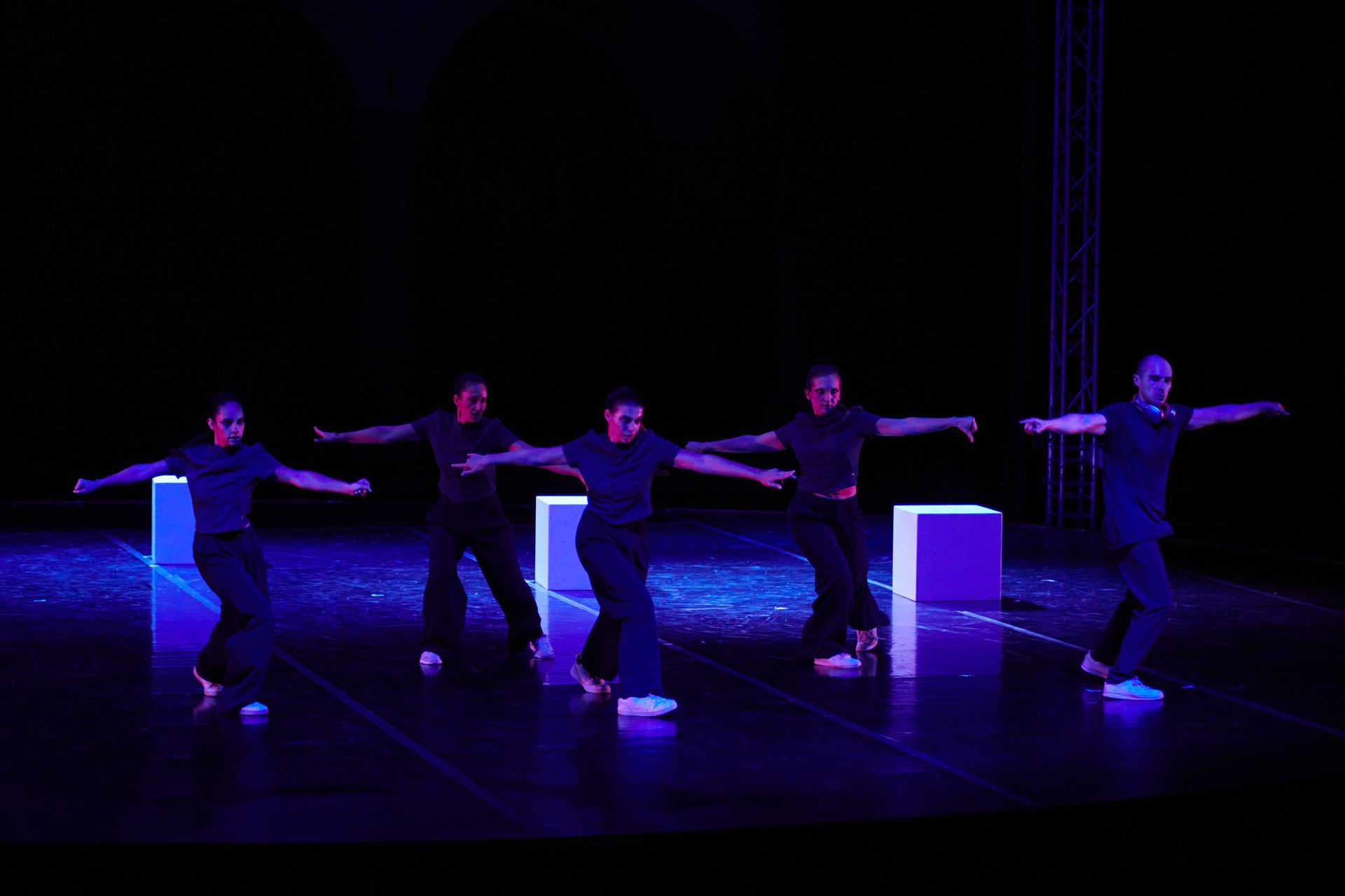 Mystes Dance Company – Loop (2026) – foto di scena 3 Mystes Dance Company – Loop (2026) – foto di scena 3