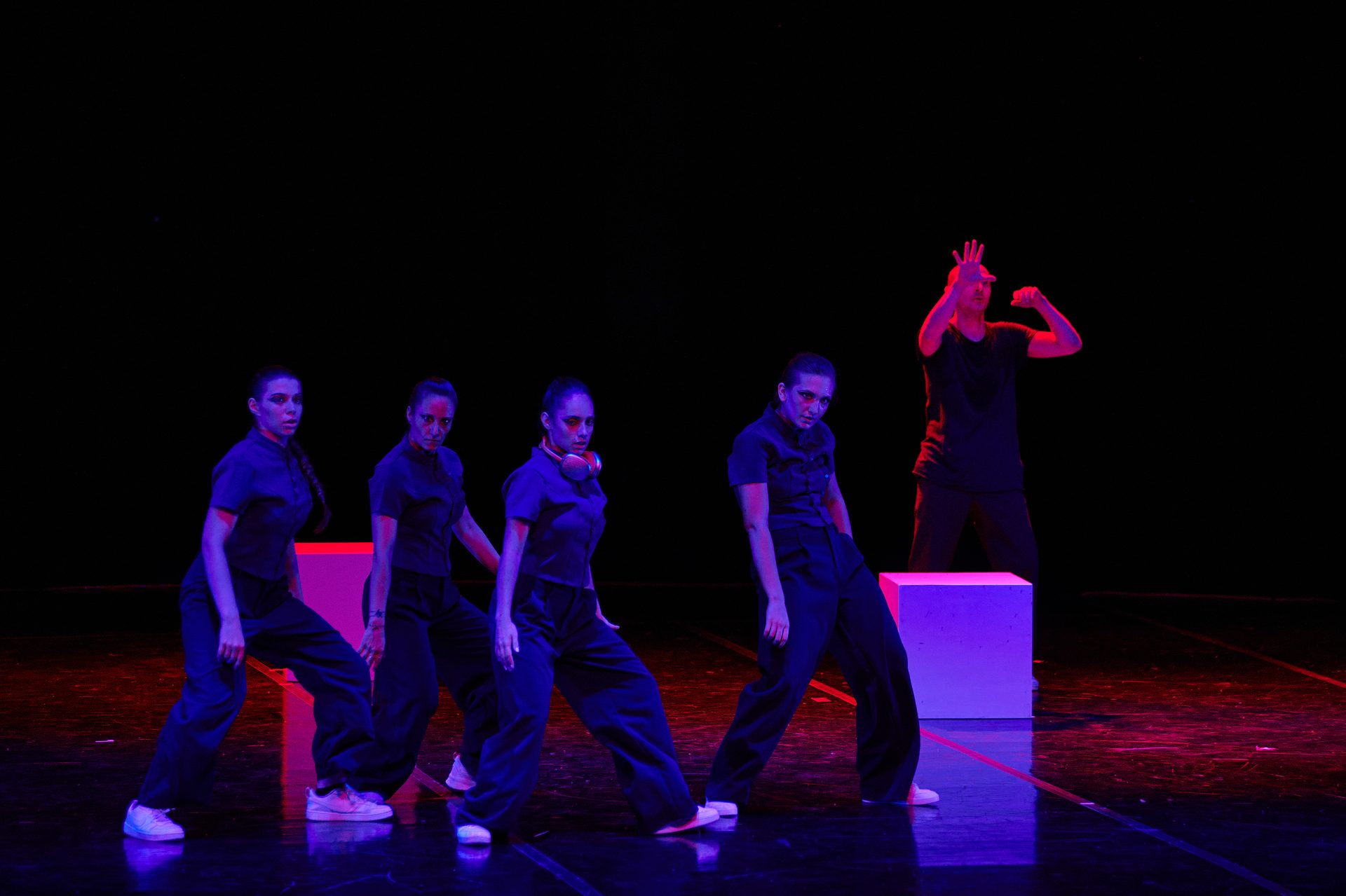 Mystes Dance Company – Loop (2026) – foto di scena 5 Mystes Dance Company – Loop (2026) – foto di scena 5