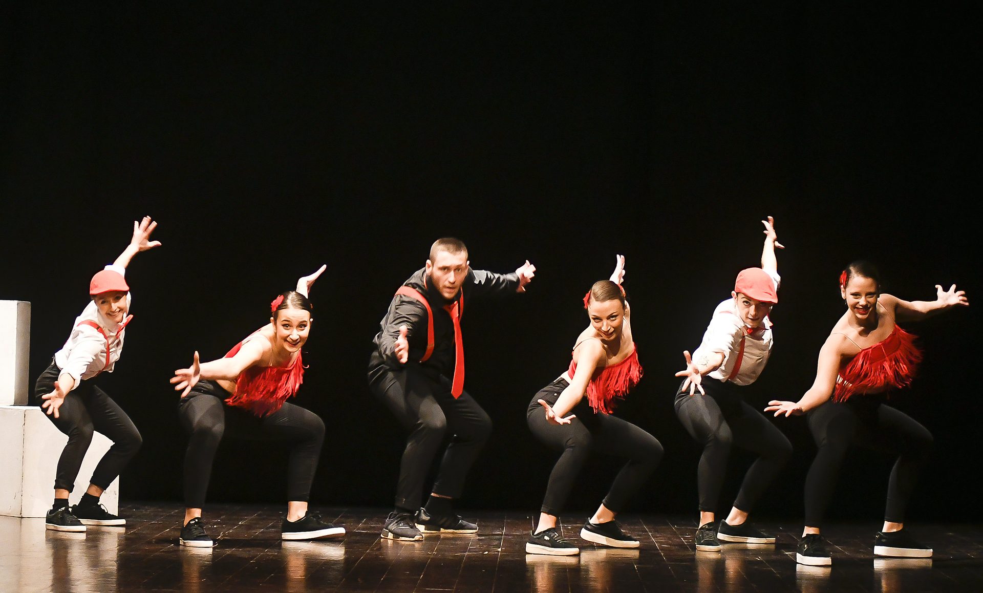 Mystes Dance Company – Racconti (2020) – foto di scena 5 Mystes Dance Company – Racconti (2020) – foto di scena 5