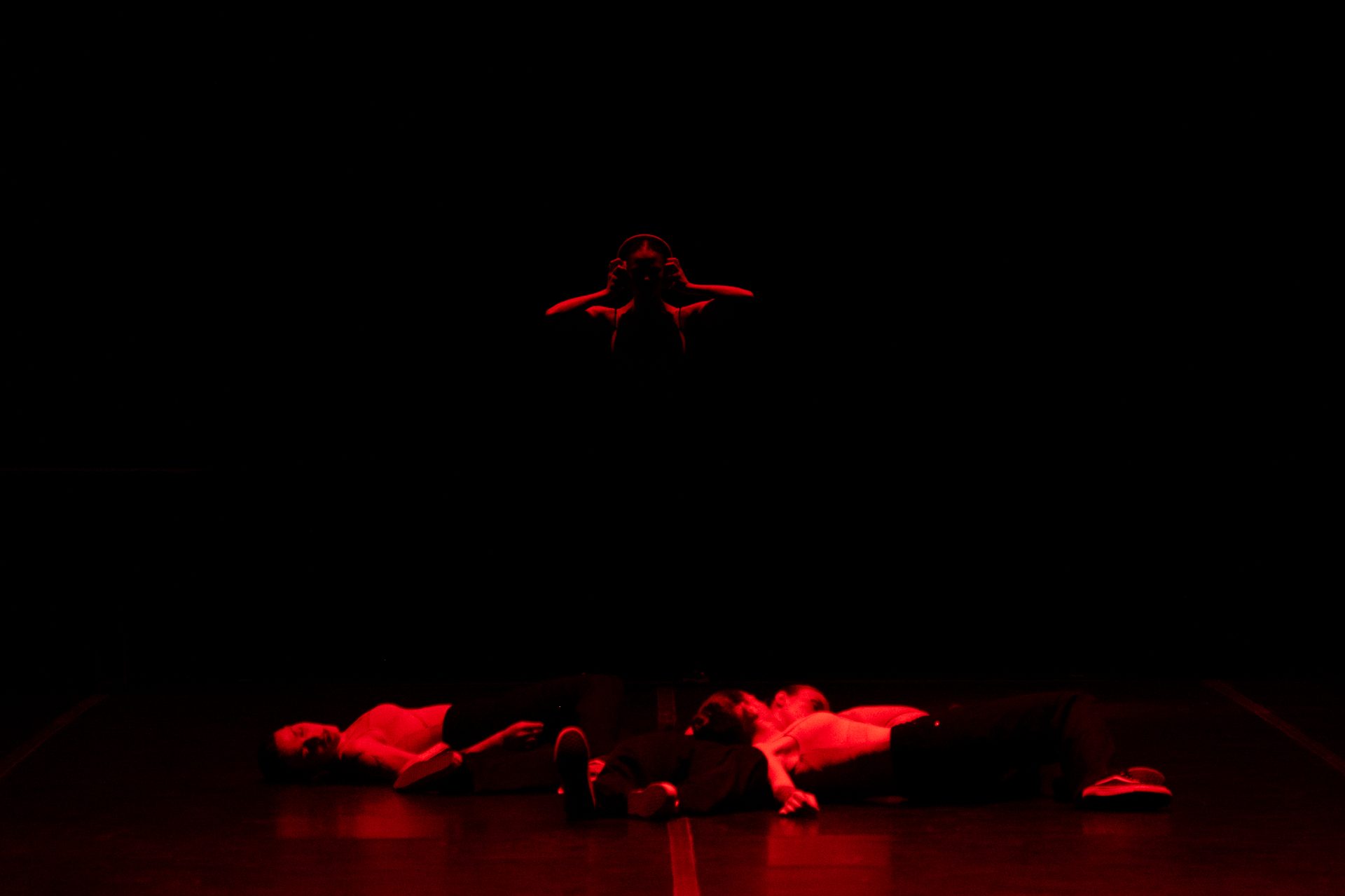 Mystes Dance Company – sonos (2023) – foto di scena 1 Mystes Dance Company – sonos (2023) – foto di scena 1