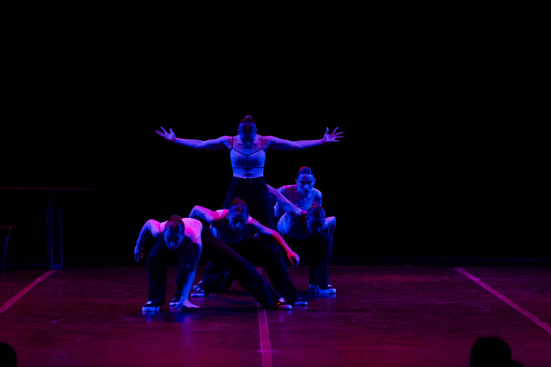 Mystes Dance Company – sonos (2023) – foto di scena 2 Mystes Dance Company – sonos (2023) – foto di scena 2