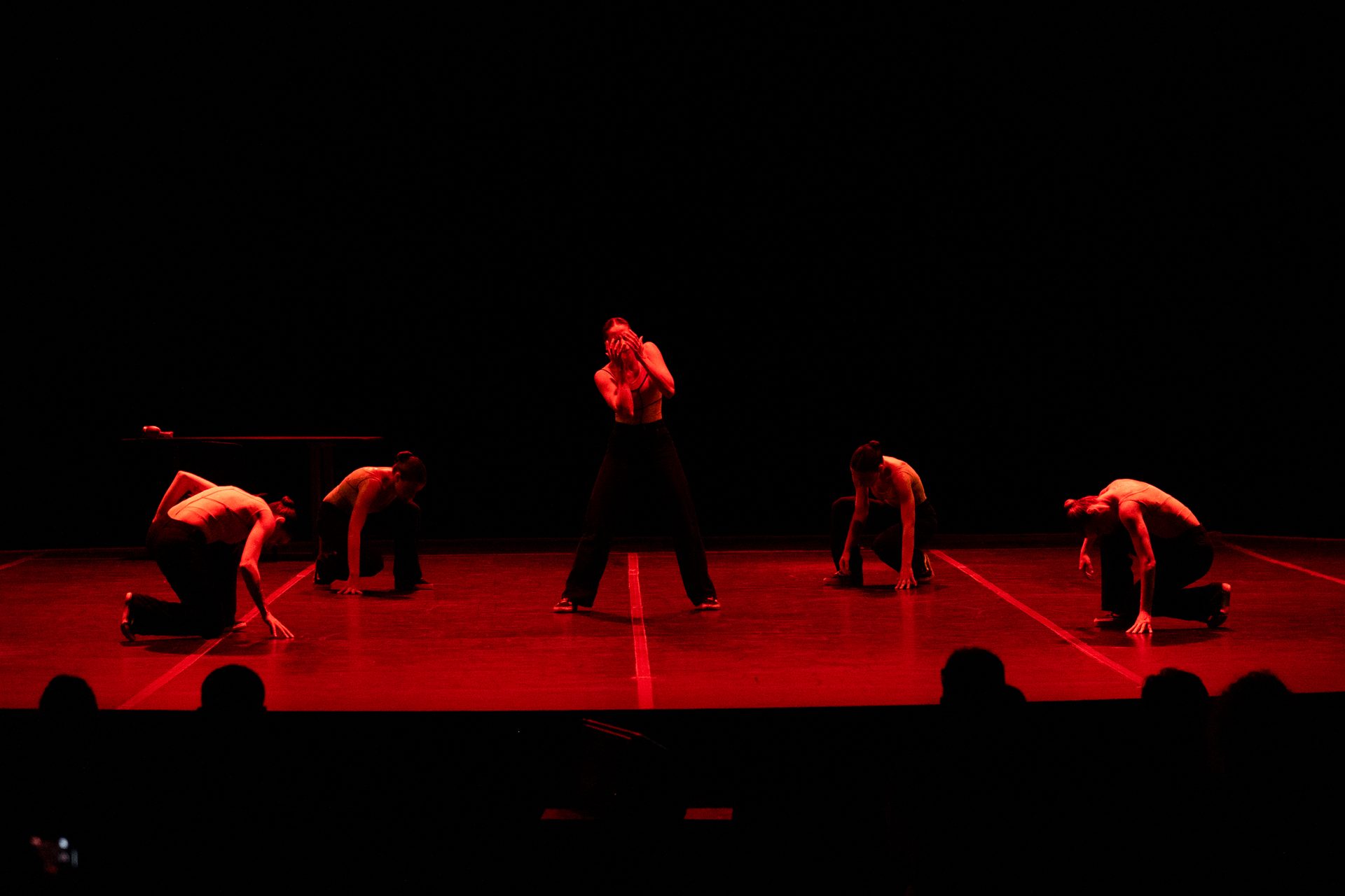 Mystes Dance Company – sonos (2023) – foto di scena 3 Mystes Dance Company – sonos (2023) – foto di scena 3